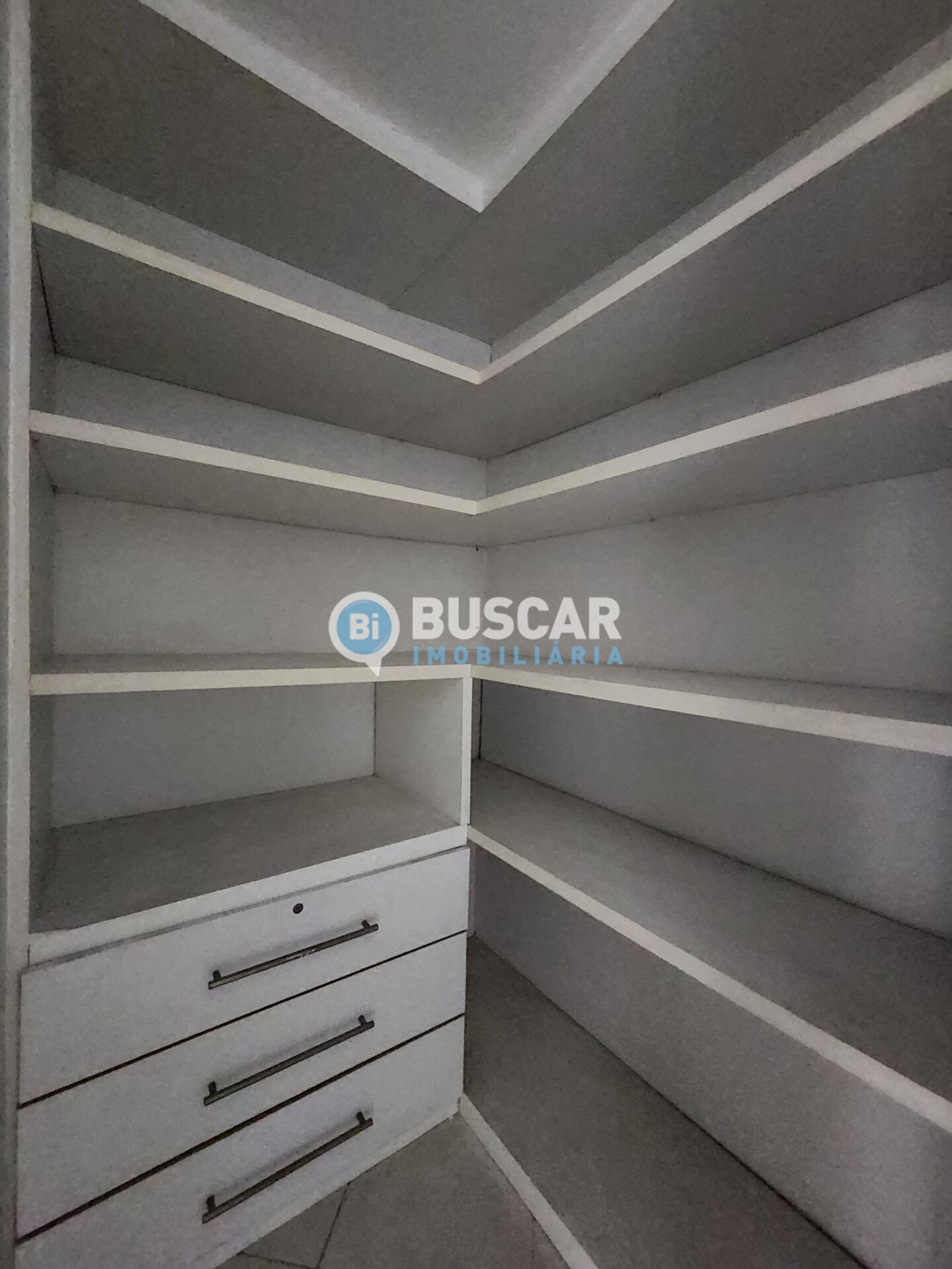 Apartamento à venda com 4 quartos, 4 suítes, 4 vagas e 205m² no Kalilândia, Feira de Santana (BA) — foto 13 de 18
