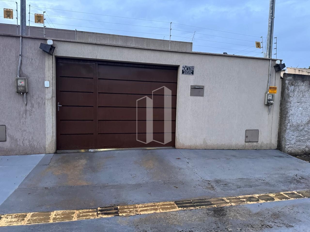 Casa à venda com 3 quartos, 2 banheiros, 2 vagas e 103m² no Parque Itatiaia, Aparecida de Goiânia — foto principal