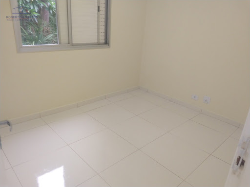 Dormitório 02