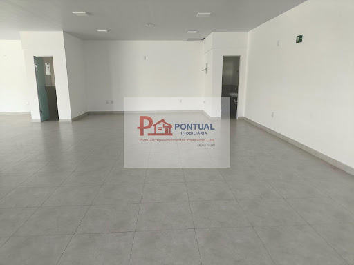 Sala em Giovanini  -  Coronel Fabriciano