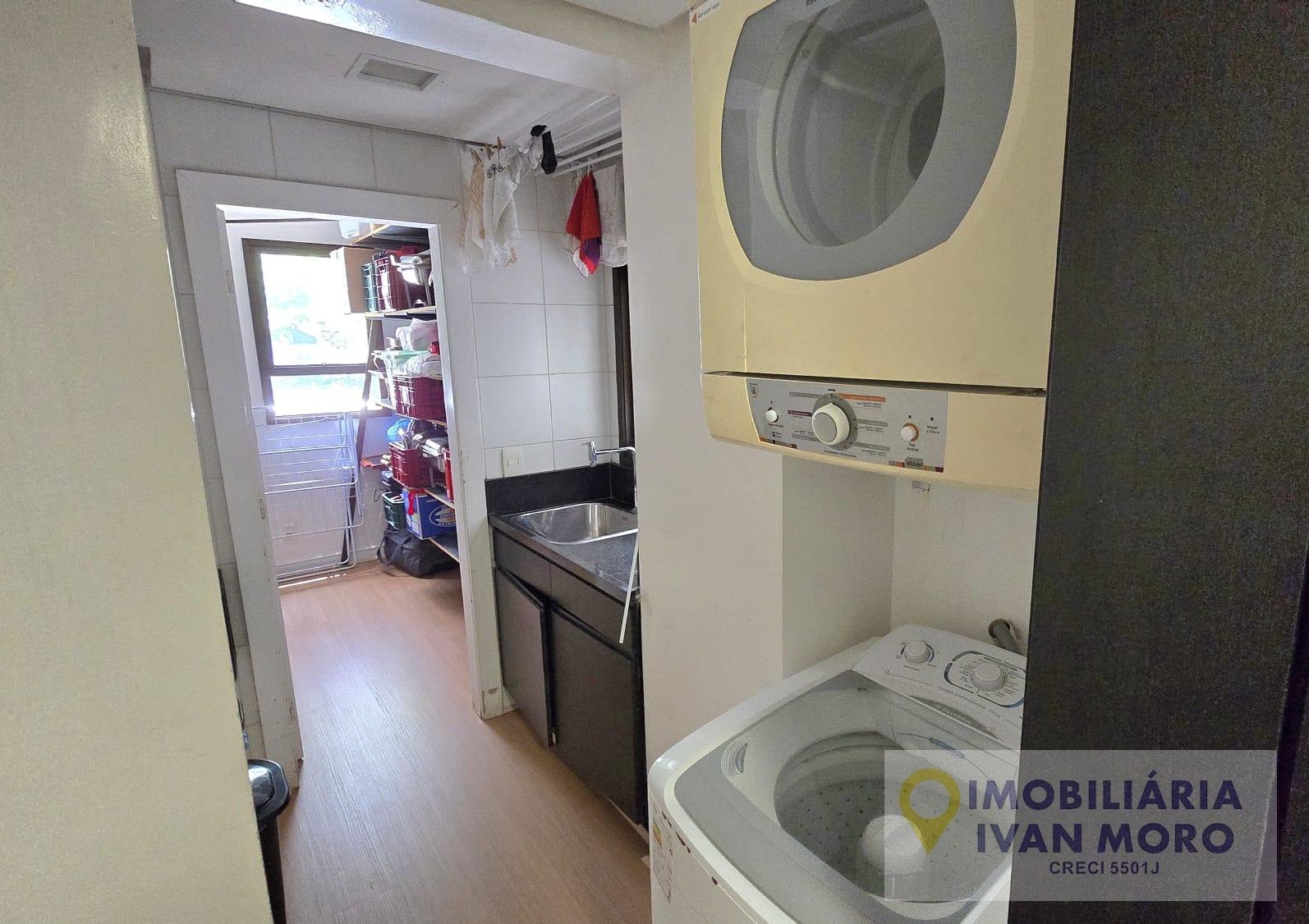 Apartamento à venda com 4 quartos, 2 suítes, 3 vagas e 325m² no Centro, Florianópolis (SC) — foto 12 de 30