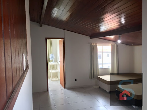 Casa de Condomínio em Foguete  -  Cabo Frio