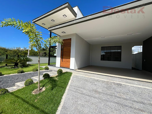 Casa em Forquilhinhas - São José