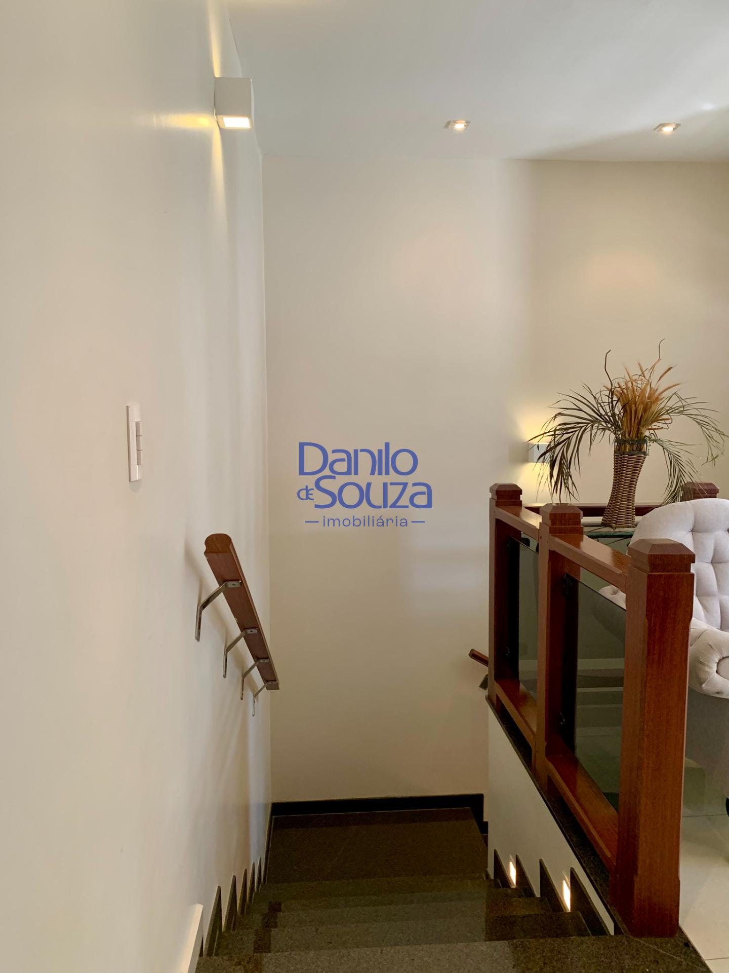 Casa à venda com 4 quartos, 1 suíte, 2 vagas e 360m² no Alvorada, Araxá (MG) — foto 18 de 28