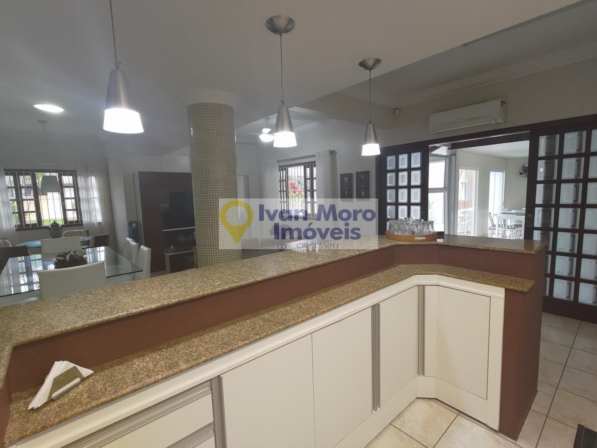 Casa à venda com 4 quartos, 2 suítes, 2 vagas e 300m² no Jurerê Internacional, Florianópolis (SC) — foto 15 de 30