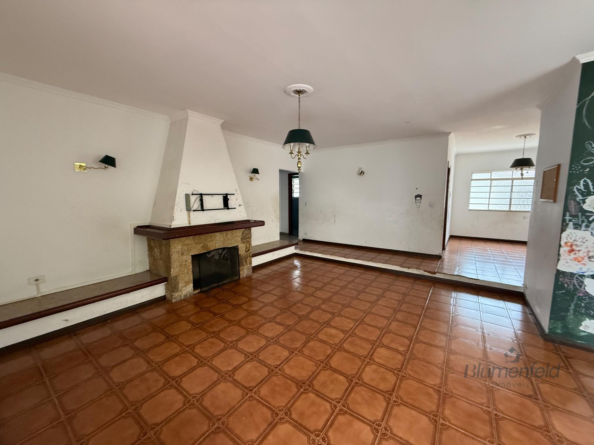 Casa à venda com 3 quartos, 1 suíte, 5 vagas e 300m² no Condomínio Arujazinho IV, Arujá (SP) — foto 6 de 14