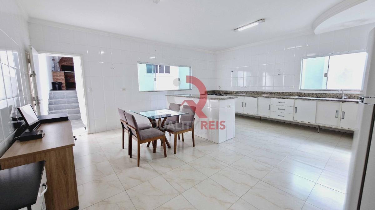Sobrado, 3 quartos, 200 m² - Foto 14