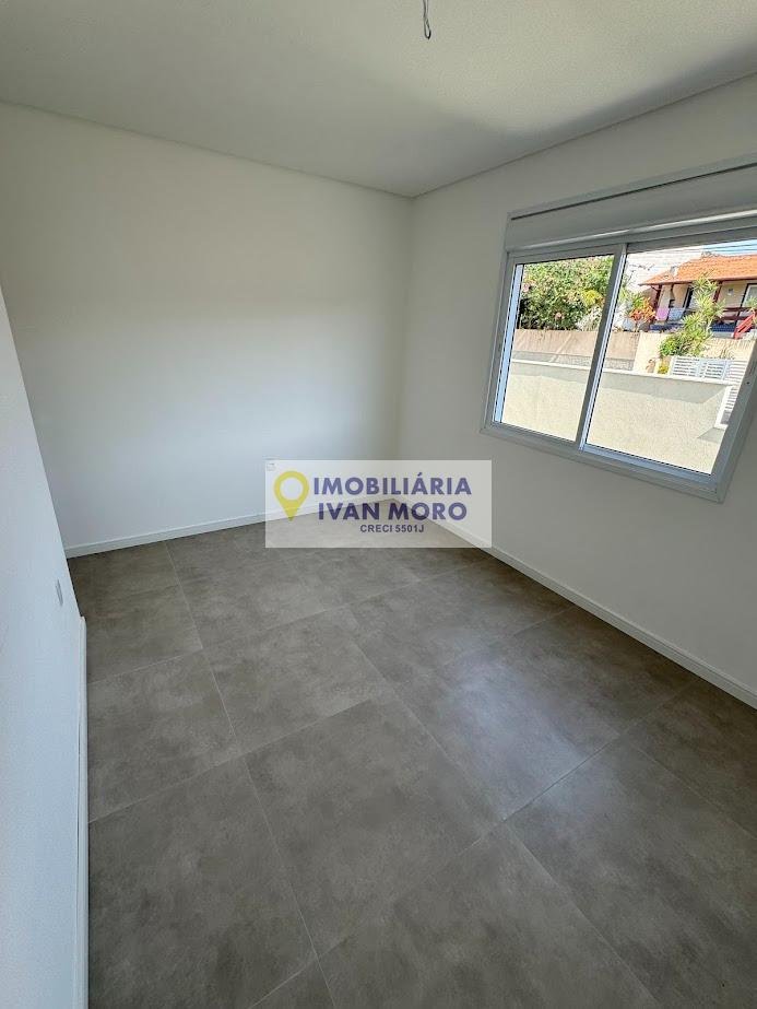 Casa à venda com 3 quartos, 1 suíte, 2 vagas e 143m² no Ingleses do Rio Vermelho, Florianópolis (SC) — foto 23 de 27