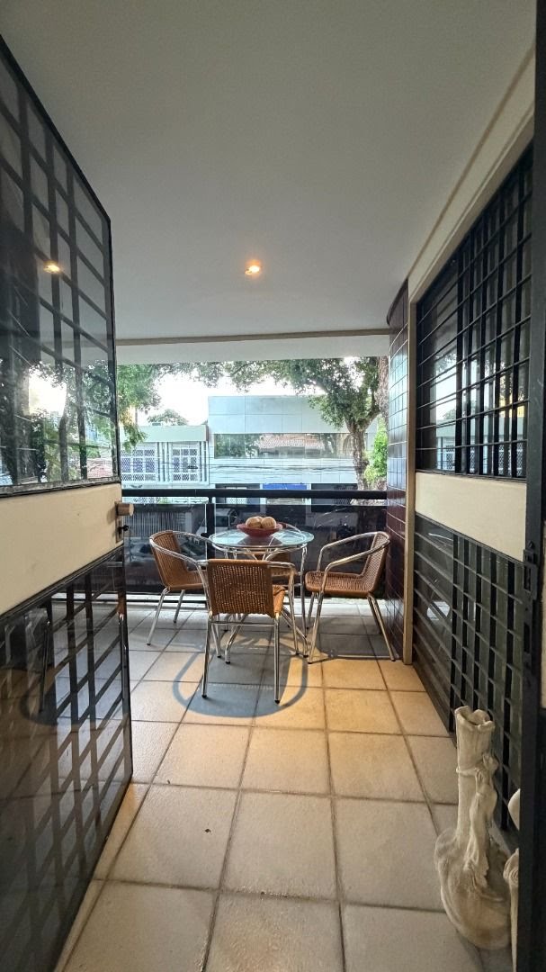 Casa à venda com 4 quartos, 3 suítes, 4 vagas e 262m² no Espinheiro, Recife (PE) — foto 17 de 30