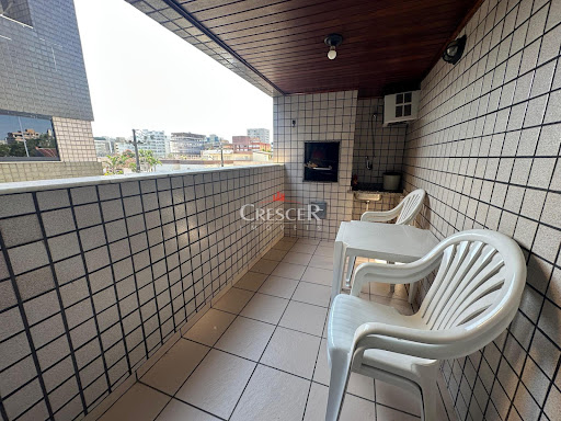 Apartamento à venda com 03 quartos em Caiobá
