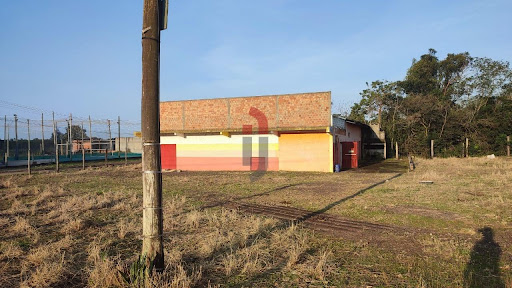 Pavilhão no Morro Alto  -  Maquiné