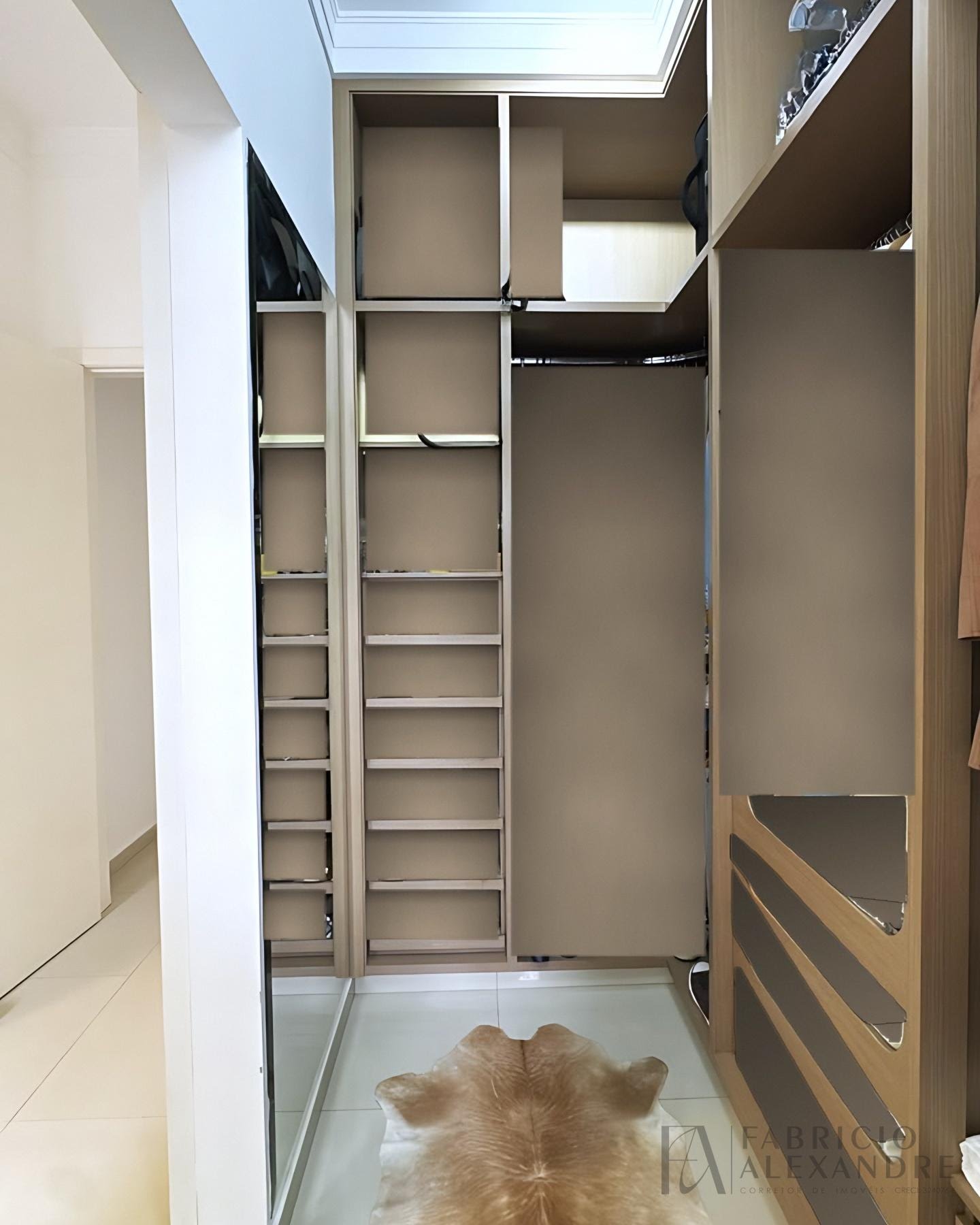 Casa à venda com 3 quartos, 3 banheiros, 4 vagas e 200m² no Condomínio Gaivota I, São José do Rio Preto (SP) — foto 11 de 19