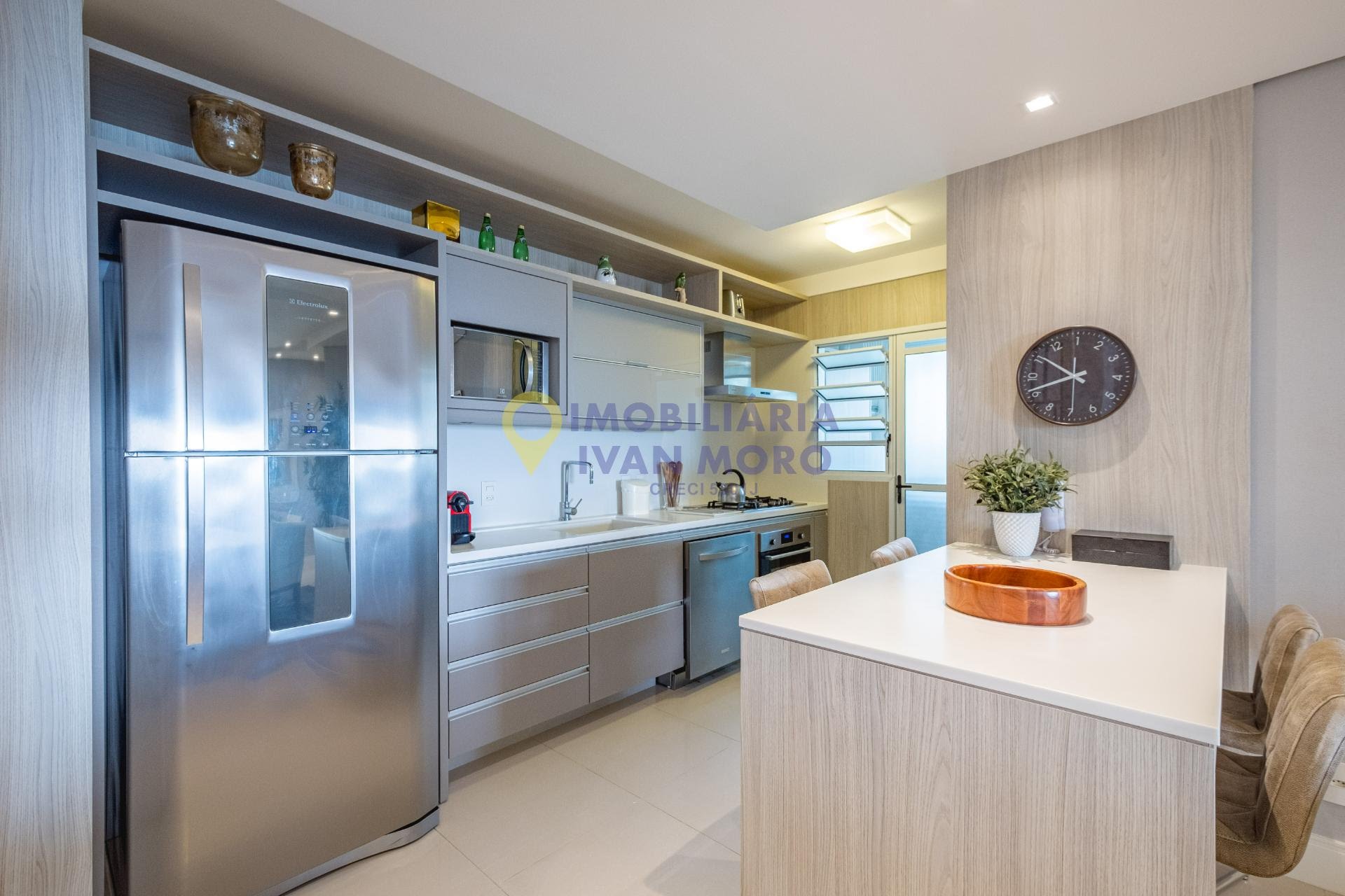 Apartamento à venda com 4 quartos, 4 suítes, 3 vagas e 170m² no Canasvieiras, Florianópolis (SC) — foto 15 de 30