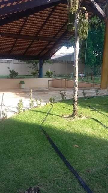 330987_AP04546_10.jpg