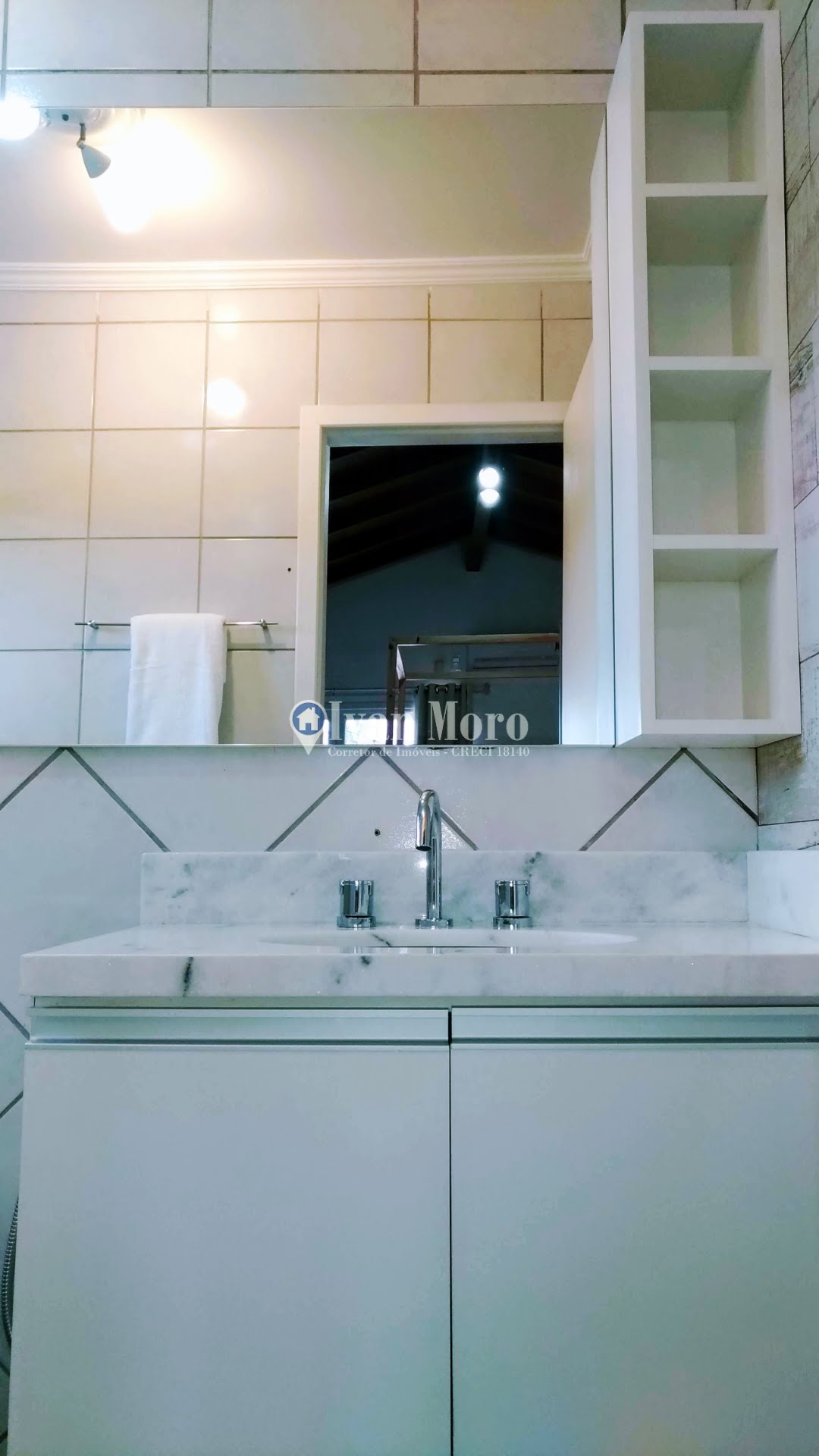 Casa para alugar com 4 quartos, 4 suítes e 250m² no Daniela, Florianópolis (SC) — foto 19 de 30