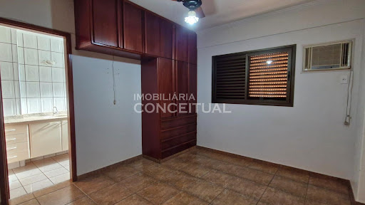 Quarto 1 - Armário