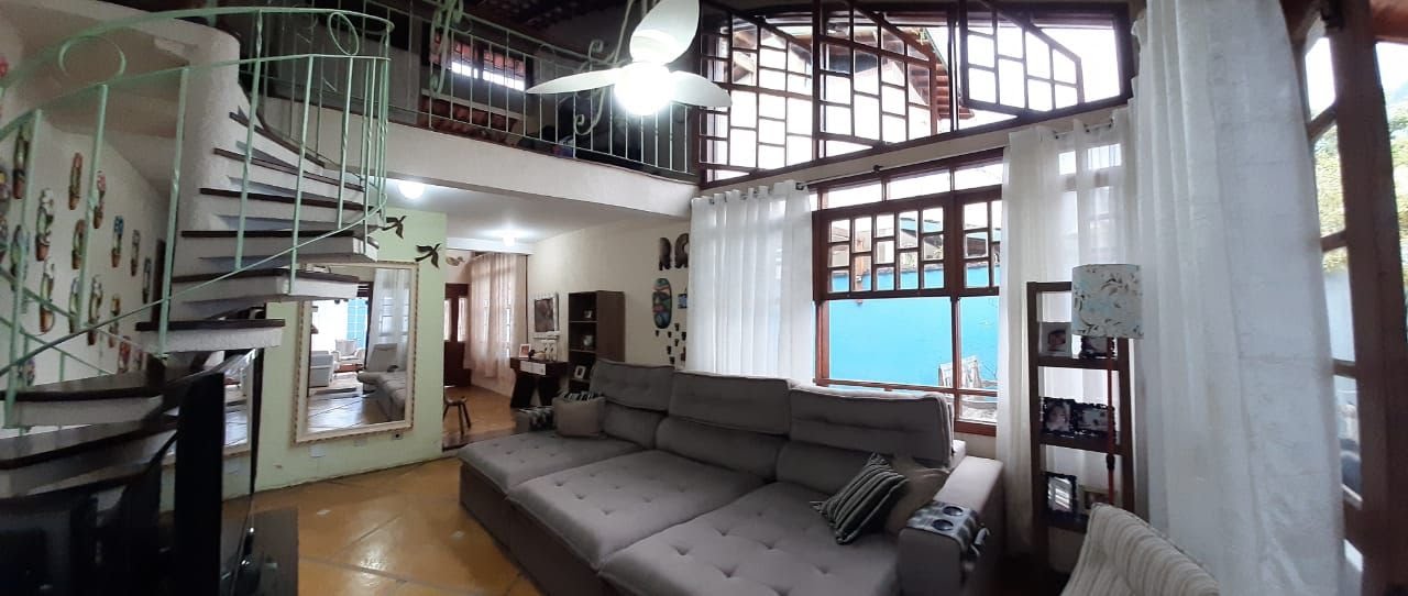 Casa à venda com 4 quartos, 5 banheiros, 4 vagas e 313m² no Perequê-mirim, Ubatuba (SP) — foto 2 de 23
