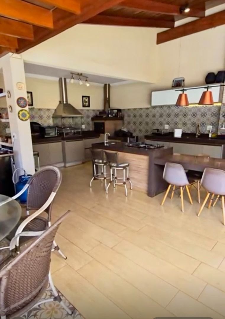 Casa à venda com 4 quartos, 4 suítes e 400m² no Jardim Califórnia, Ribeirão Preto (SP) — foto 14 de 18