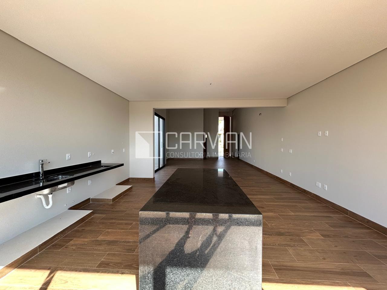 Casa à venda com 3 quartos, 3 suítes, 4 vagas e 250m² no Residencial e Empresarial Alphaville, Ribeirão Preto (SP) — foto 18 de 30