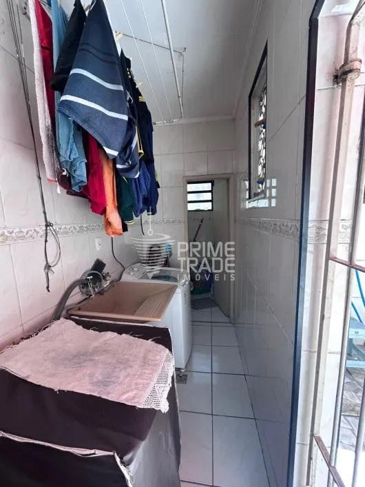 Casa à venda com 4 quartos, 1 suíte, 2 vagas e 166m² no Embaré, Santos (SP) — foto 12 de 27