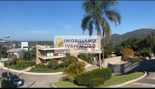  Terreno à venda em Lagoa da Conceição  -  Florianópolis