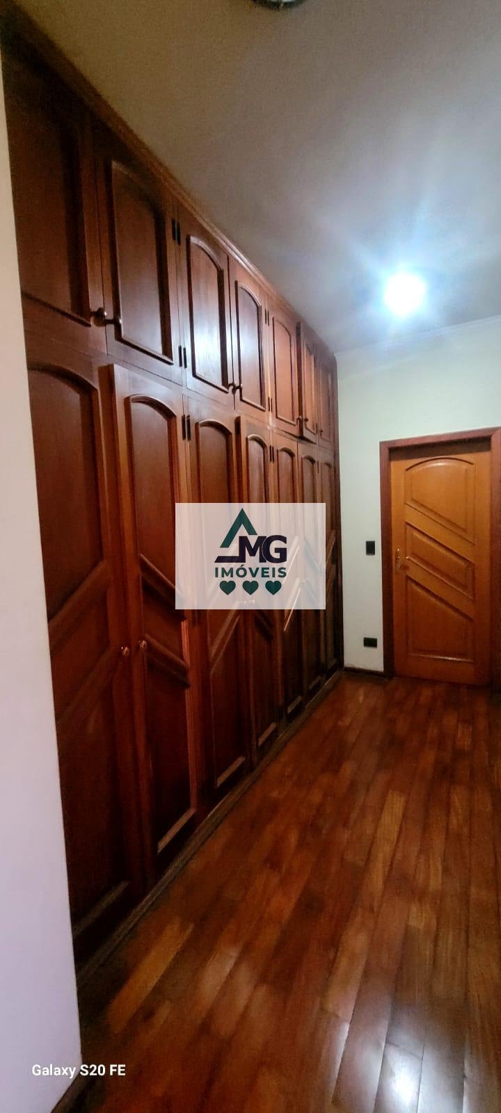 Casa à venda com 4 quartos, 1 suíte, 3 vagas e 424m² no Chácara das Rosas, Três Corações (MG) — foto 17 de 30
