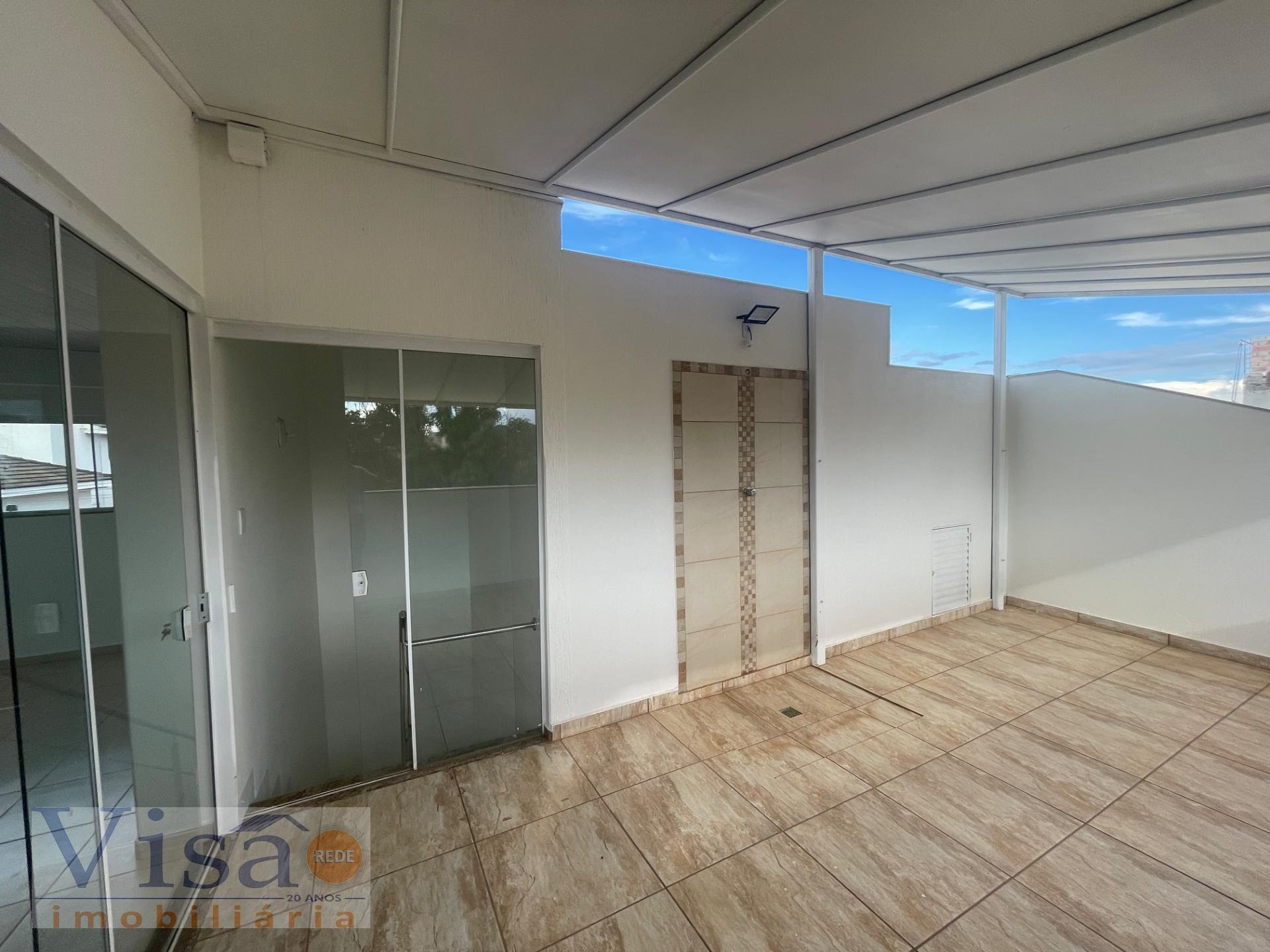 Casa à venda com 2 quartos, 1 suíte, 2 vagas e 300m² no Alto do Córrego, Paracatu (MG) — foto 8 de 24