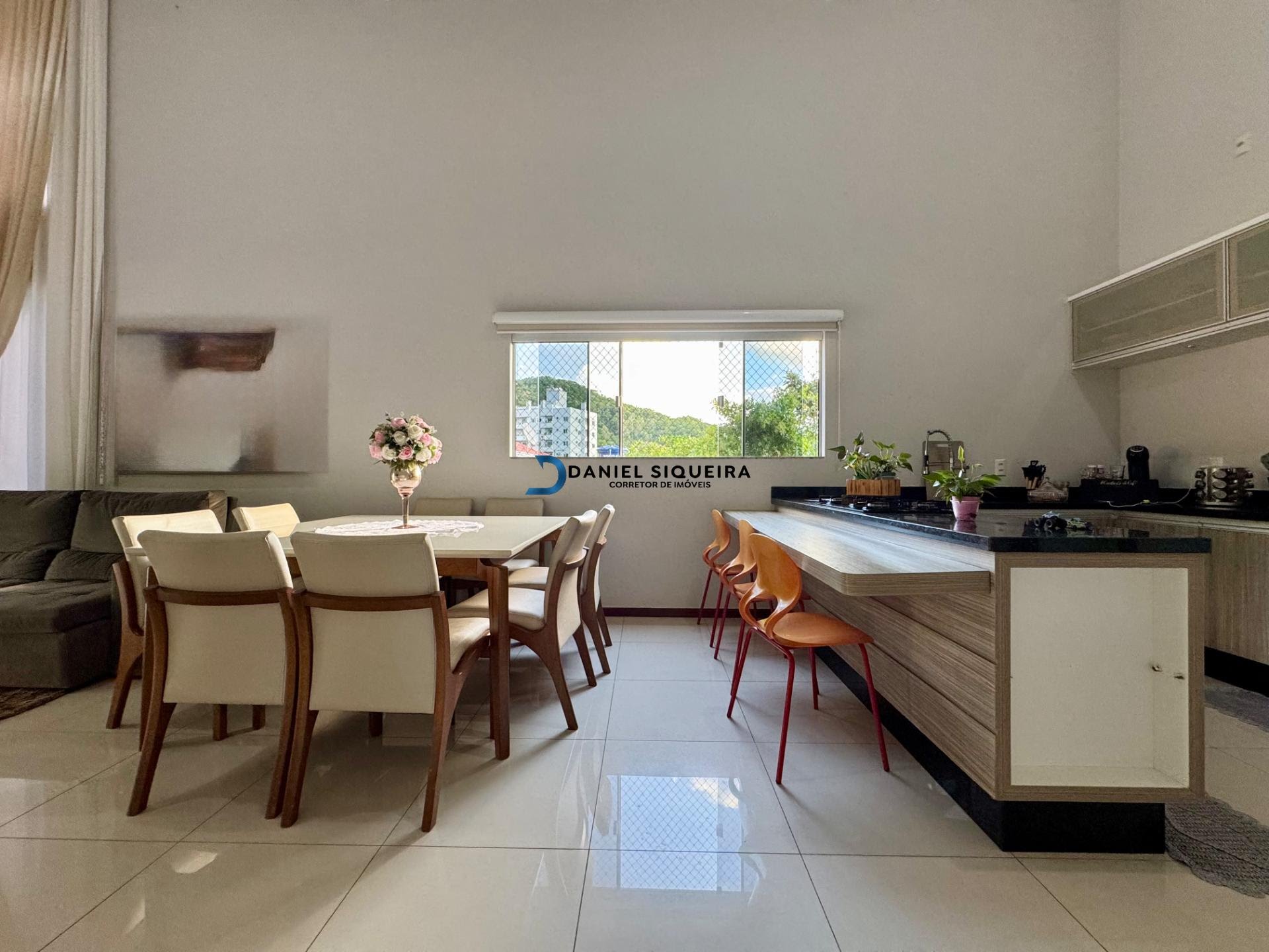 Casa à venda com 3 quartos, 1 suíte, 6 vagas e 190m² no Fundos, Biguaçu (SC) — foto 6 de 30
