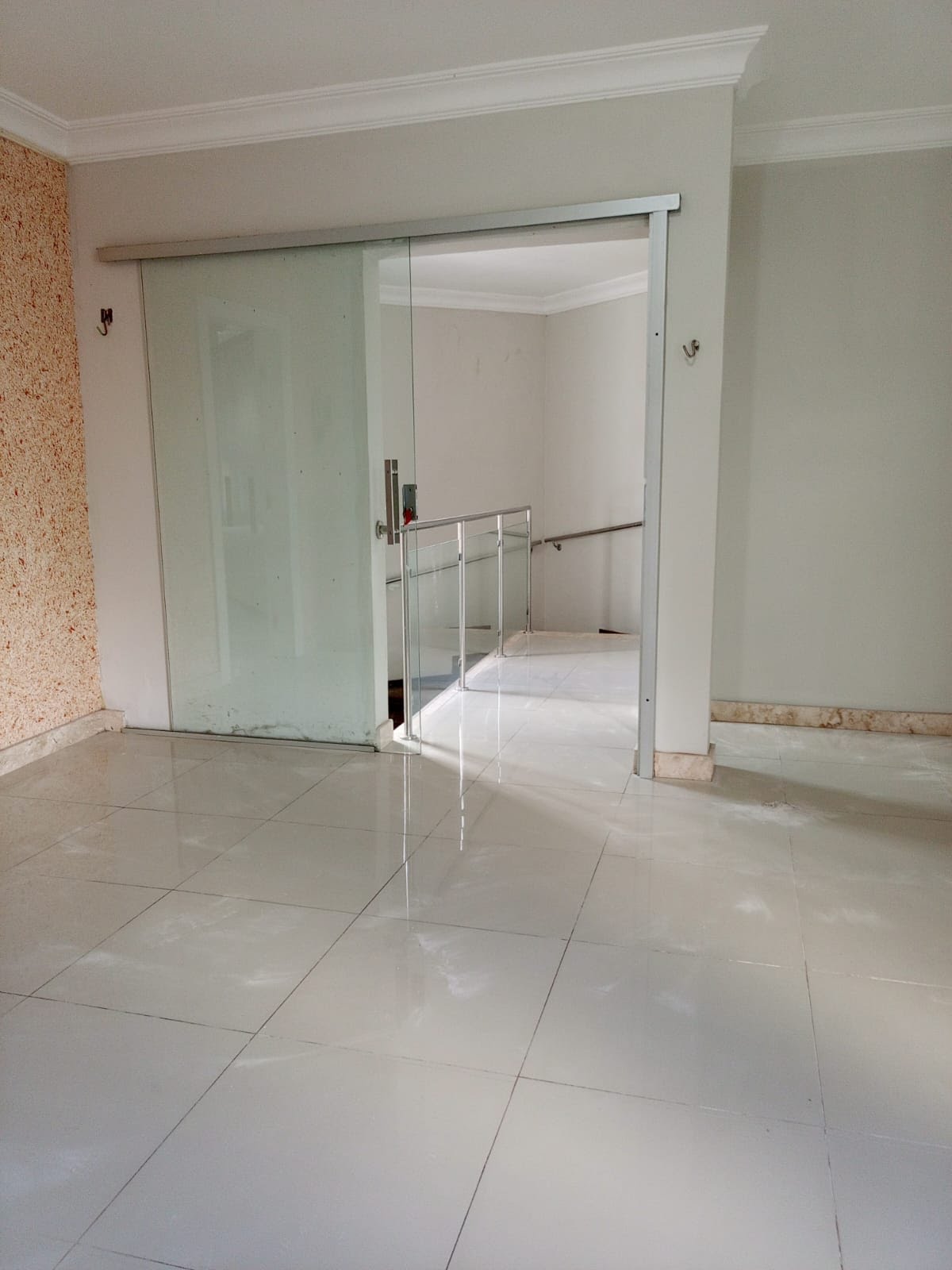 Comercial para alugar com 3 banheiros, 6 vagas e 380m² no Lagoa Salgada, Feira de Santana (BA) — foto 27 de 30