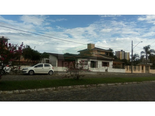 SALAS COMERCIAIS E CASA DE ALVENARIA em Vila São José  -  Araranguá