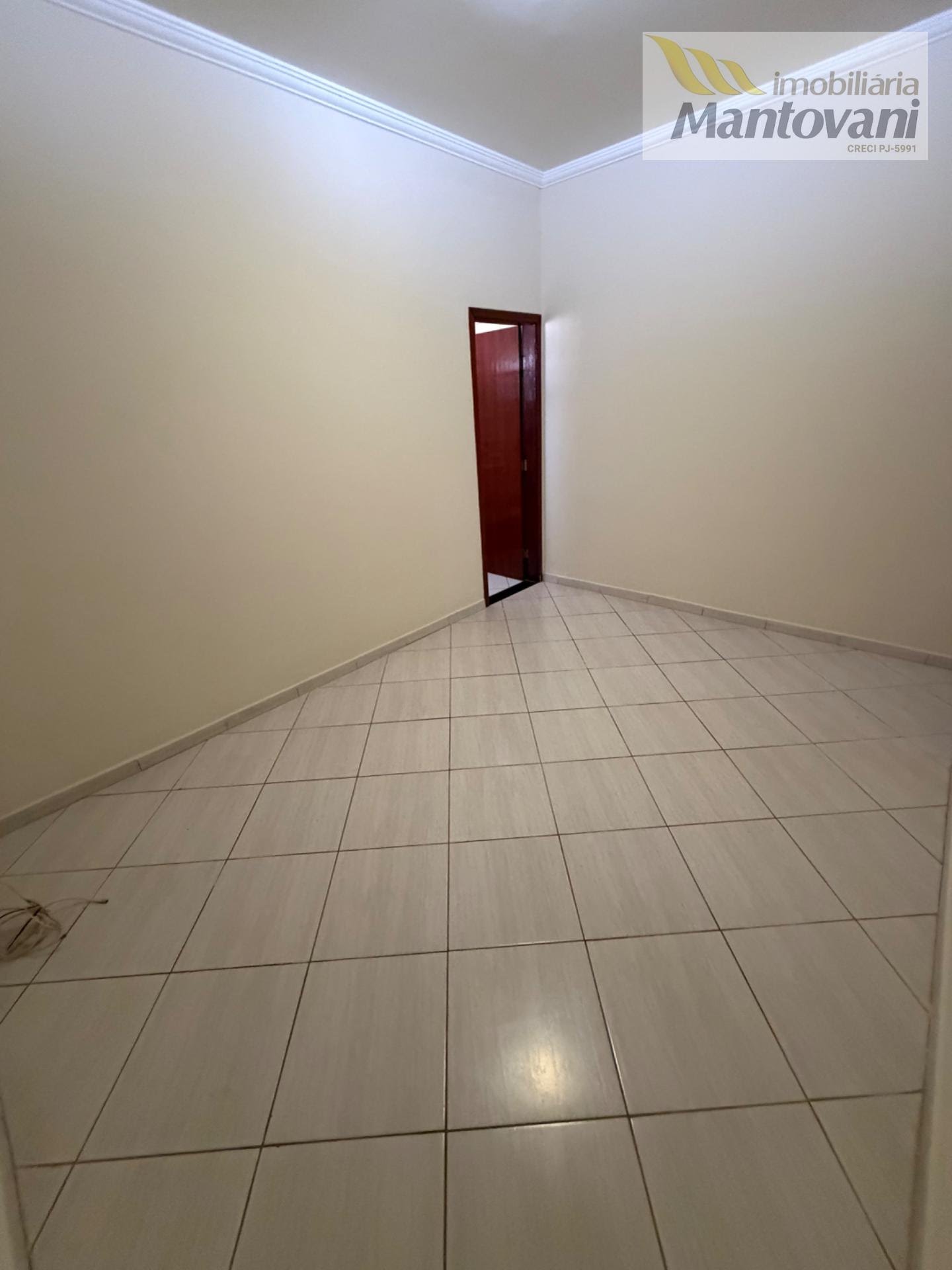 Casa à venda com 3 quartos, 1 suíte, 1 vaga e 150m² no Jardim Santa Emilia, Tatuí (SP) — foto 5 de 13