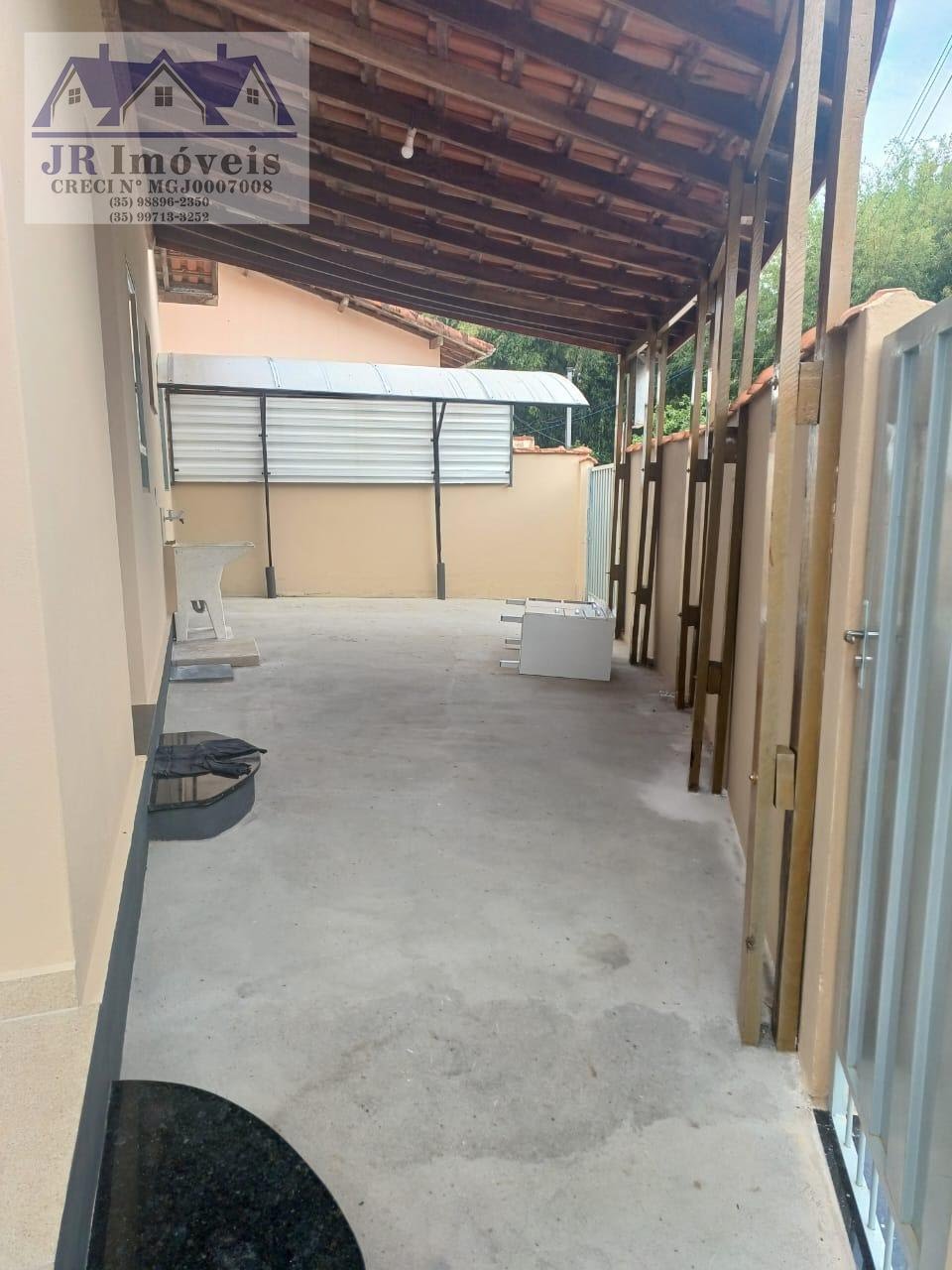 Casa à venda com 2 quartos, 1 suíte, 1 vaga e 130m² no Centro, Piranguinho (MG) — foto 2 de 30