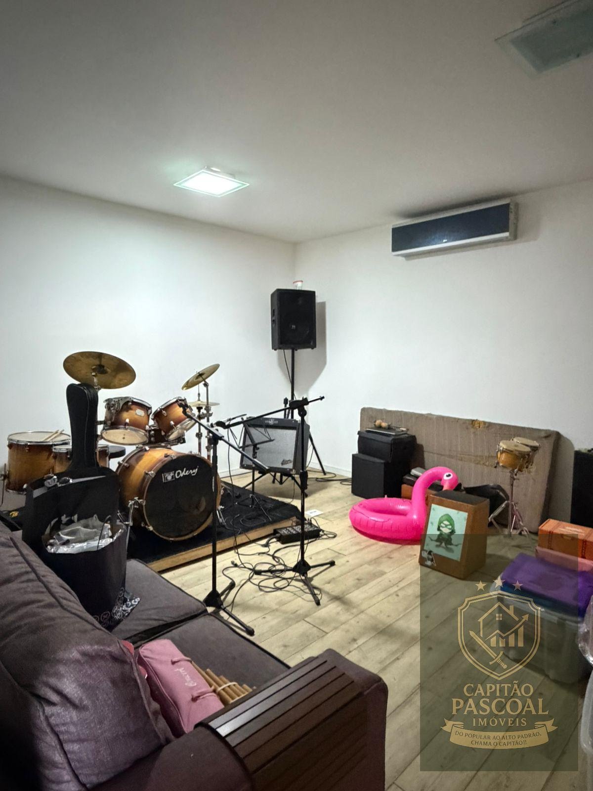 Casa à venda com 4 quartos, 2 banheiros, 2 vagas e 200m² no Centro, Campos dos Goytacazes (RJ) — foto 12 de 12