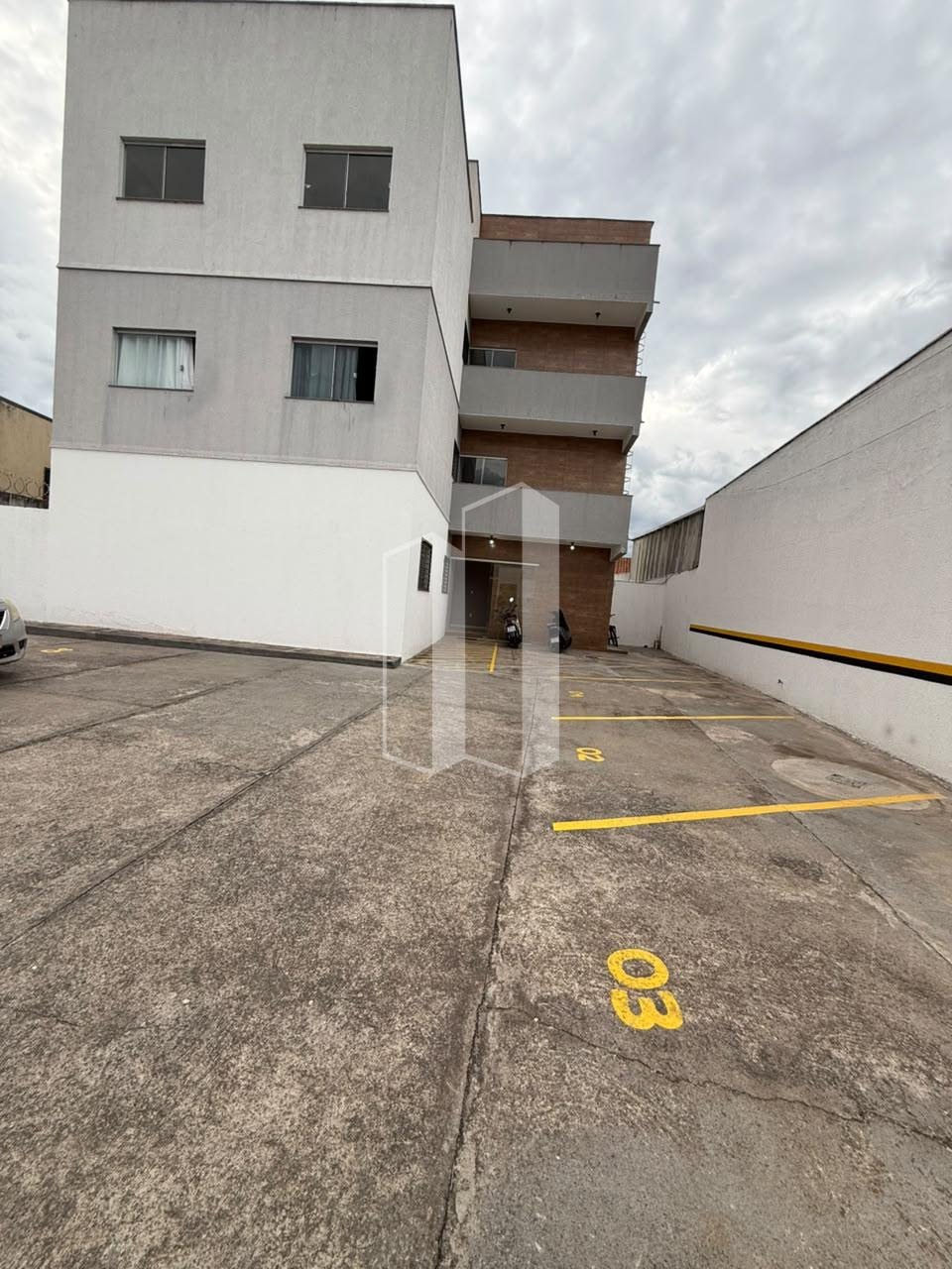 Apartamento para alugar com 2 quartos, 1 banheiro, 1 vaga e 60m² no Vera Cruz, Aparecida de Goiânia (GO) — foto 2 de 20
