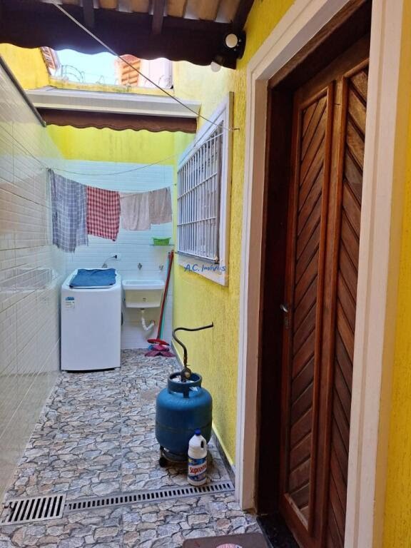 Casa à venda com 2 quartos, 1 suíte, 2 vagas e 70m² no Vila Assuncao, Praia Grande (SP) — foto 12 de 29
