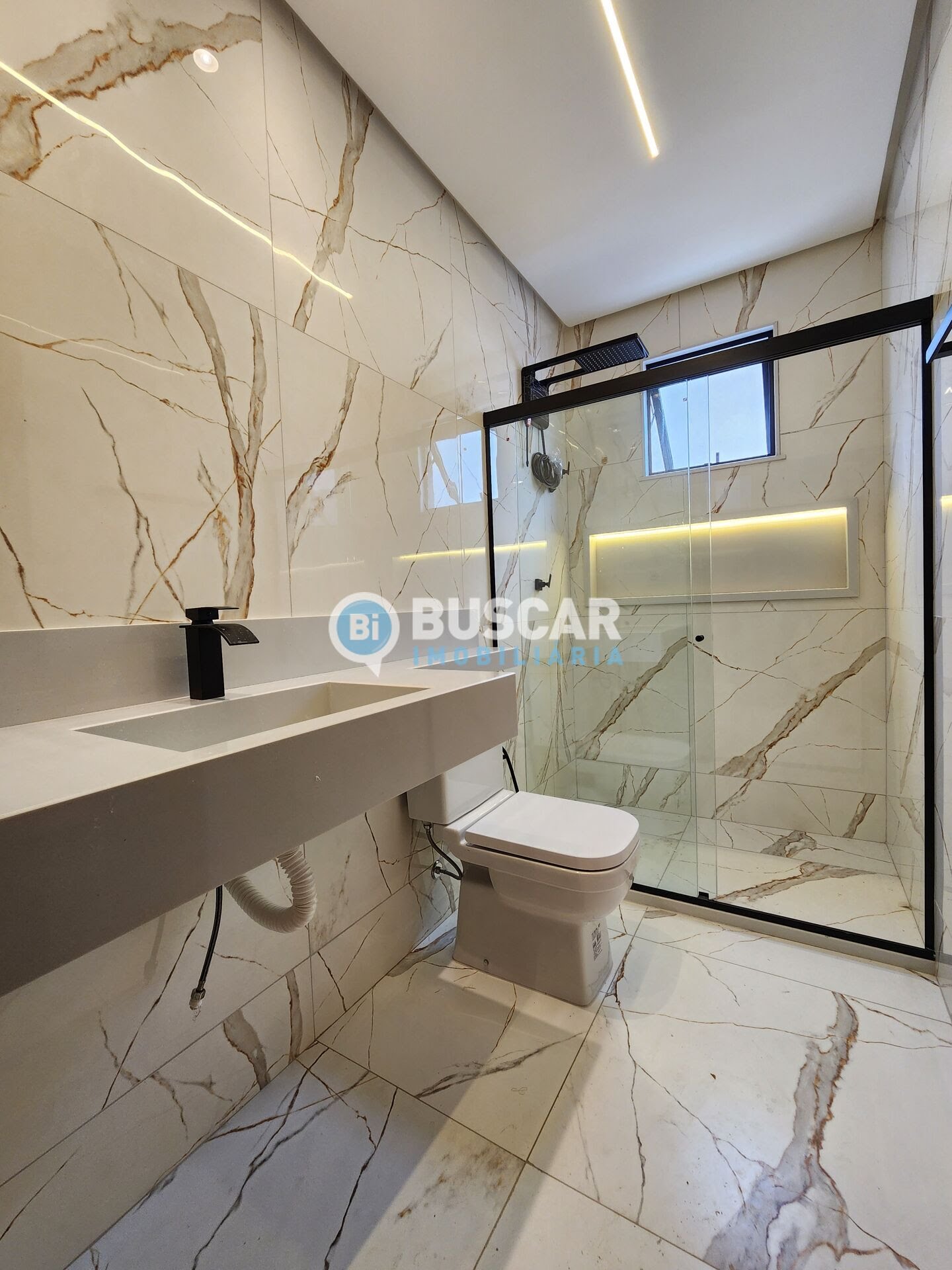 Casa à venda com 4 quartos, 4 suítes, 4 vagas e 307m² no Sim, Feira de Santana (BA) — foto 14 de 21