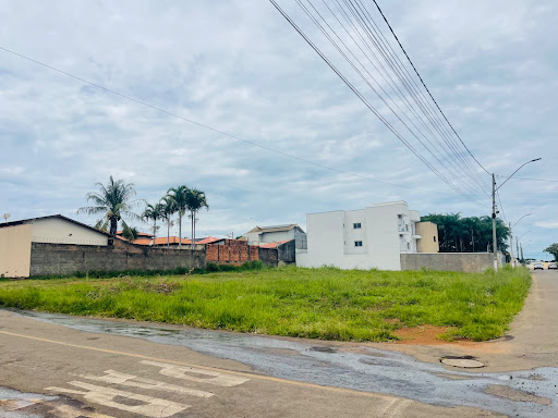 Terreno à venda no Loteamento Santa Cruz, Catalão por R$1.200.000