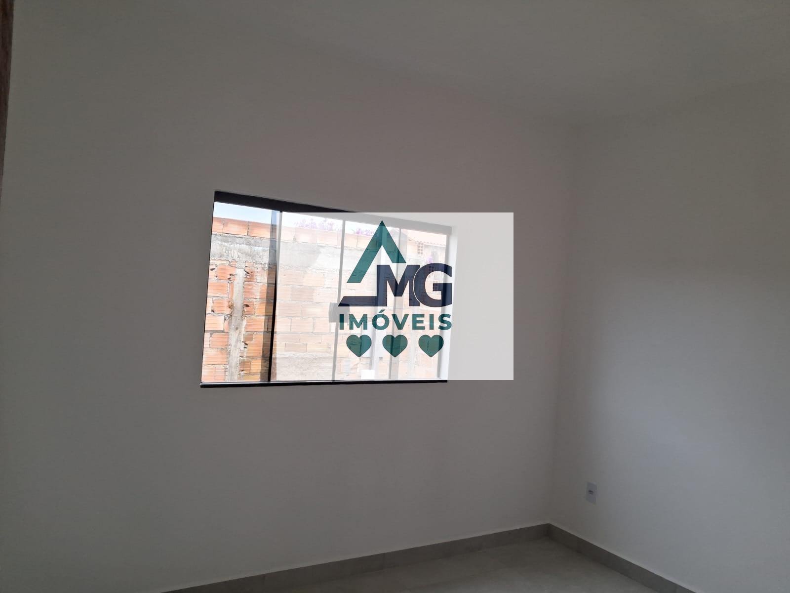 Casa à venda com 2 quartos, 1 banheiro, 1 vaga e 55m² no Cidade Jardim, Três Corações (MG) — foto 2 de 10