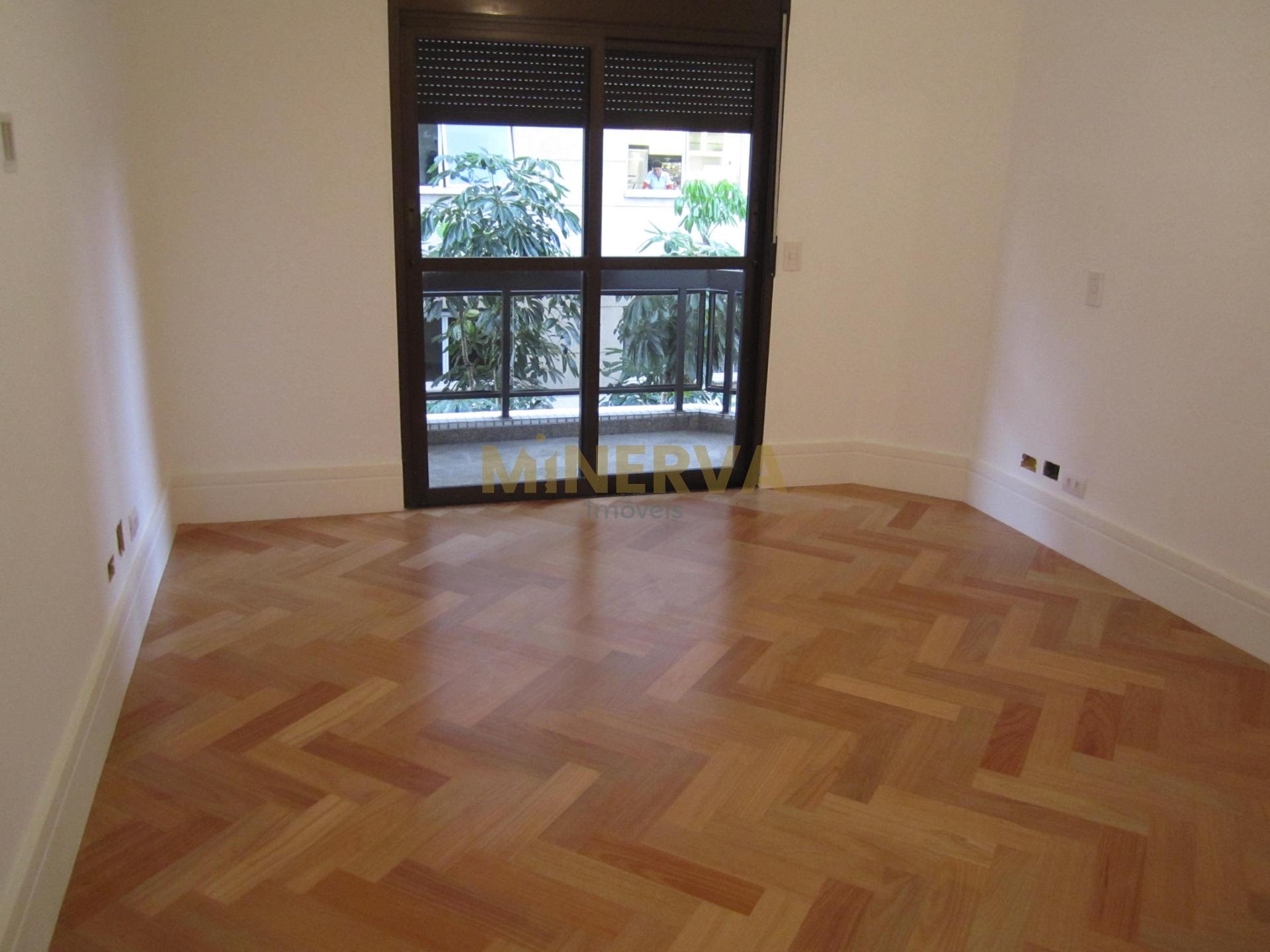 Apartamento à venda com 3 quartos, 3 suítes, 3 vagas e 319m² no Vila Nova Conceição, São Paulo (SP) — foto 8 de 15