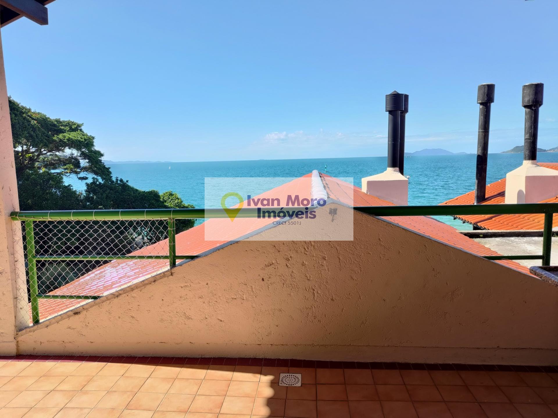 Cobertura à venda com 3 quartos, 4 banheiros, 2 vagas e 149m² no Canasvieiras, Florianópolis — foto principal