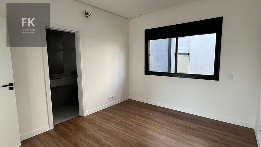 Casa à venda com 4 quartos, 4 suítes, 4 vagas e 350m² no Tambore, Santana de Parnaíba (SP) — foto 25 de 28