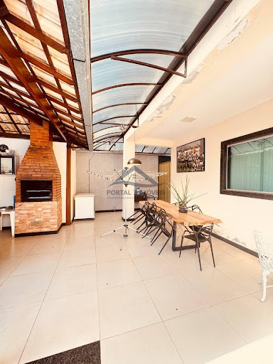 Casa em Iporanga  -  Sete Lagoas