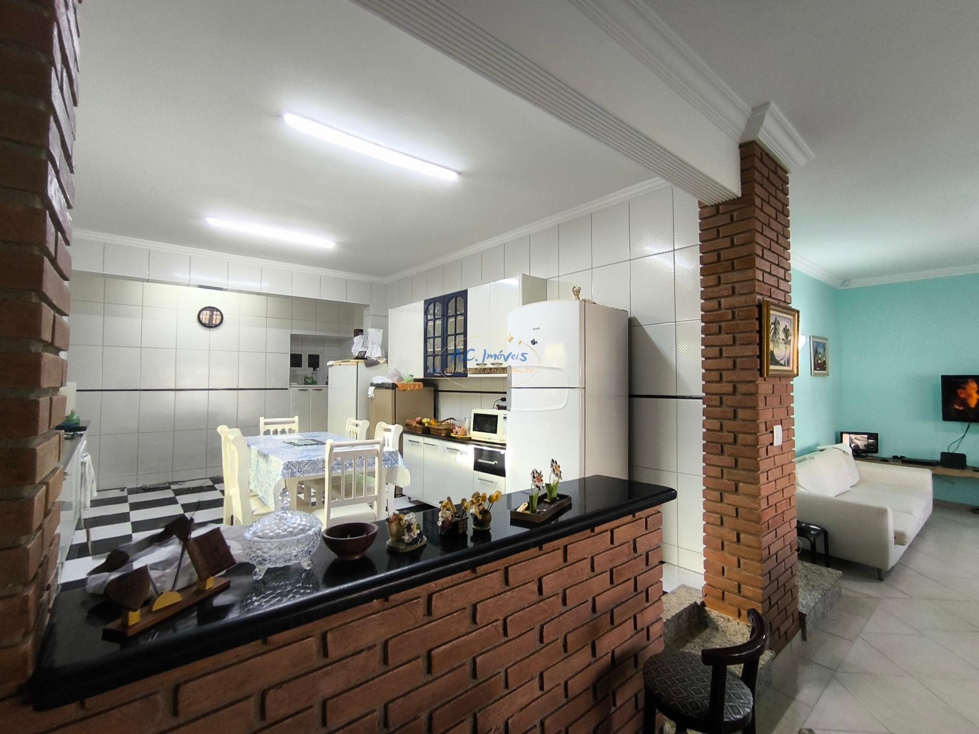 Casa à venda com 4 quartos, 4 suítes, 5 vagas e 287m² no Balneario Flórida, Praia Grande (SP) — foto 17 de 30
