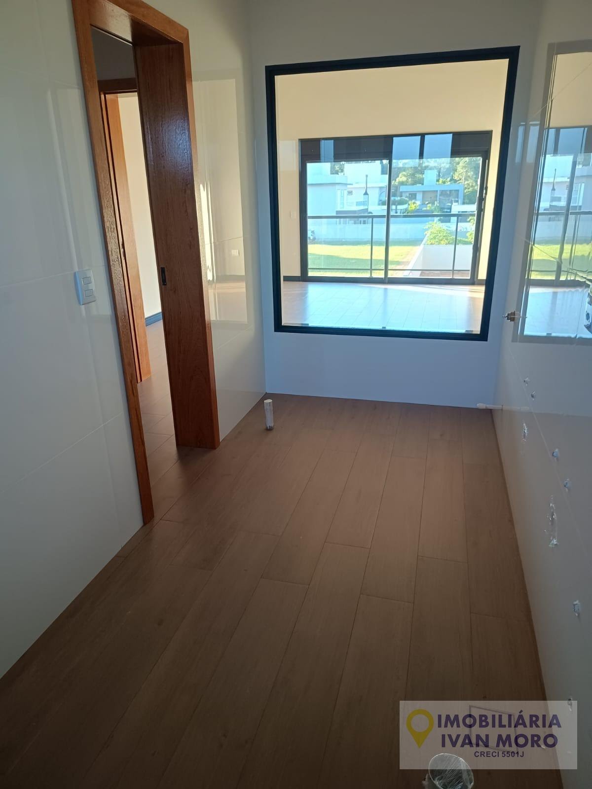 Casa à venda com 4 quartos, 3 suítes, 4 vagas e 250m² no São João do Rio Vermelho, Florianópolis (SC) — foto 21 de 30