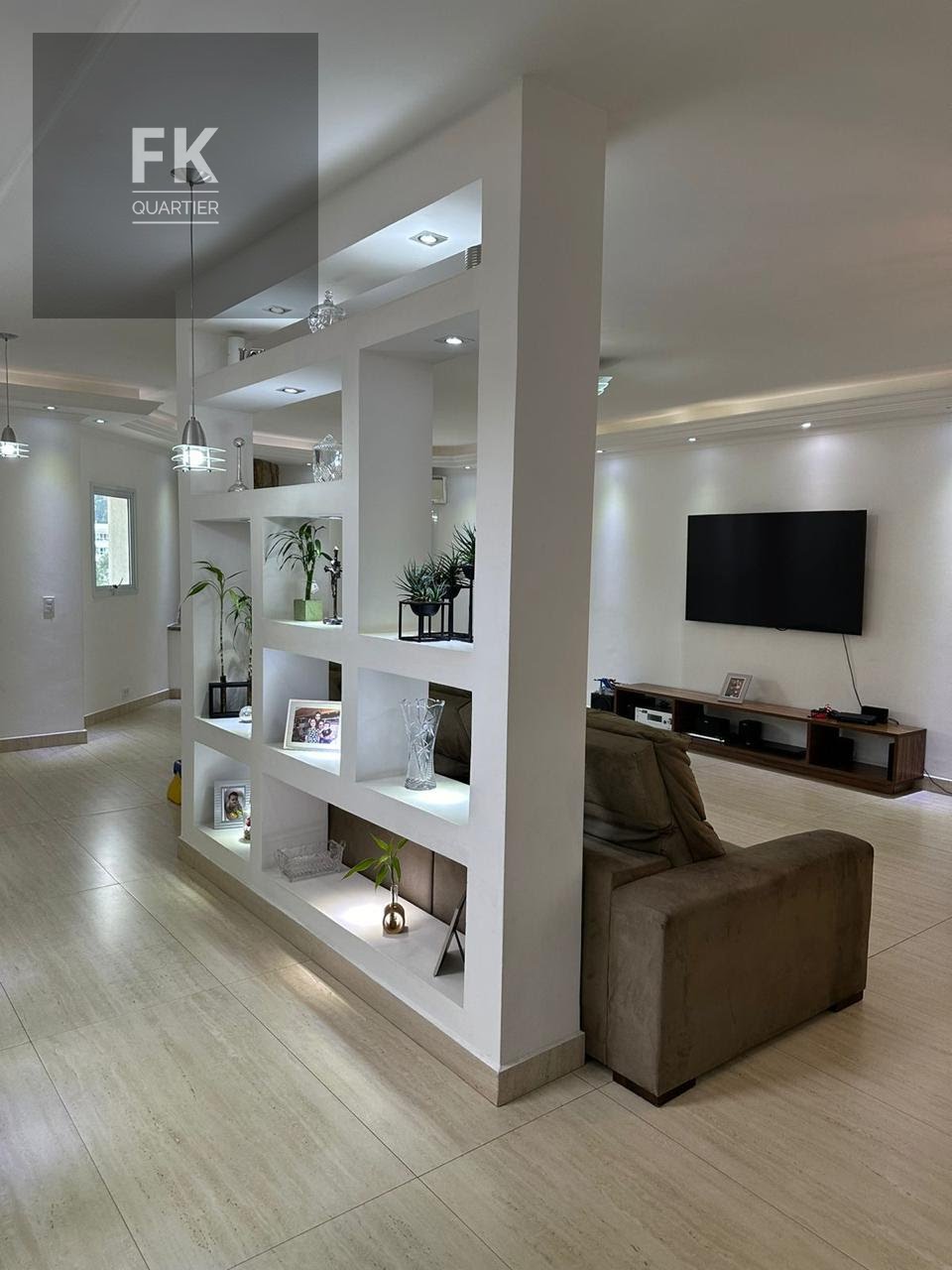 Casa à venda com 4 quartos, 3 suítes, 4 vagas e 308m² no Alphaville, Santana de Parnaíba (SP) — foto 4 de 30