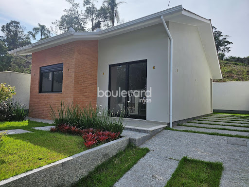 Casa de 2 Dormitórios | 1 Suíte | Nova São José 