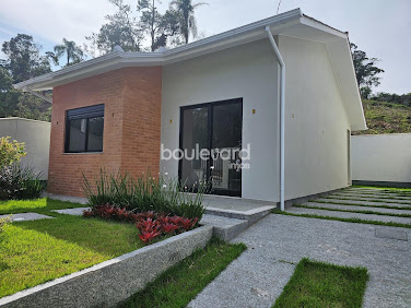 Casa de 2 Dormitórios | 1 Suíte | Nova São José 