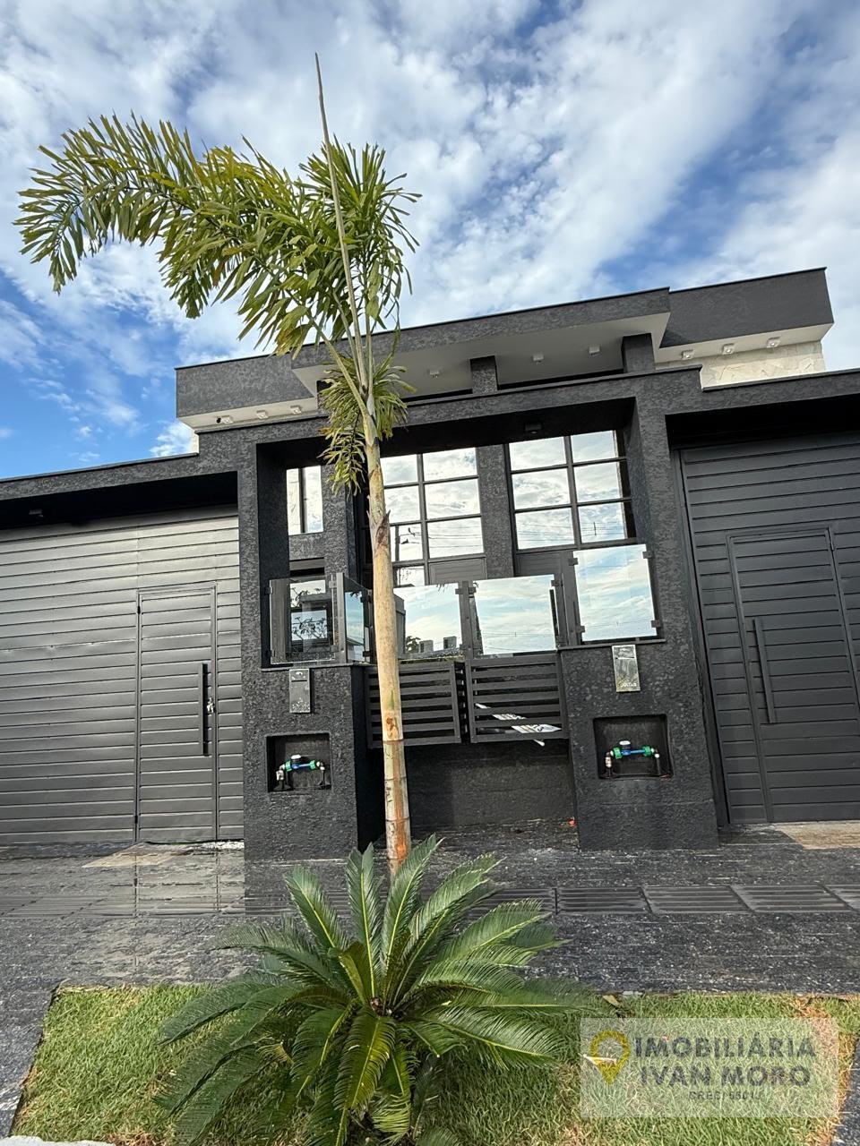 Casa à venda com 3 quartos, 1 suíte, 2 vagas e 192m² no Canasvieiras, Florianópolis (SC) — foto 4 de 30