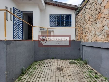 Alugue Casa Comercial vaga para 7 carros em Cidade Ademar 