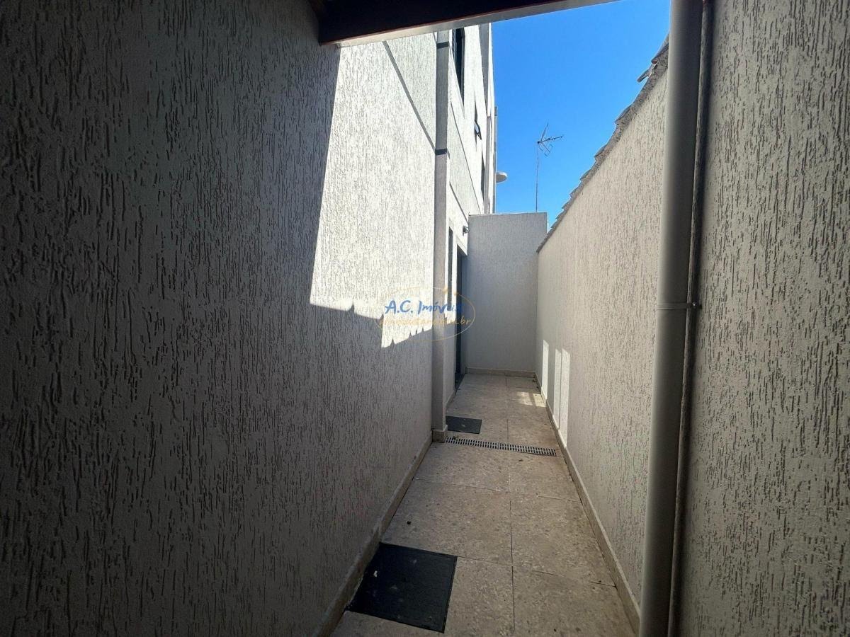 Casa à venda com 2 quartos, 2 banheiros, 1 vaga e 55m² no Vila Tupi, Praia Grande (SP) — foto 13 de 22